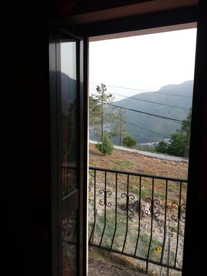 Hotel Gite Cantinho Davo Campea Exteriör bild
