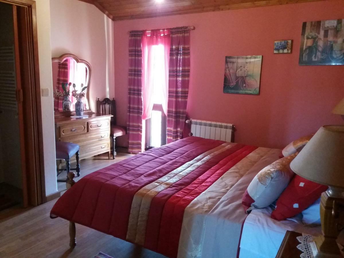 Hotel Gite Cantinho Davo Campea Exteriör bild